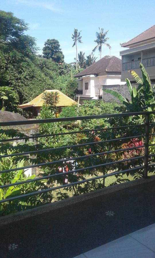 Madu Sentana House Ubud Exterior foto